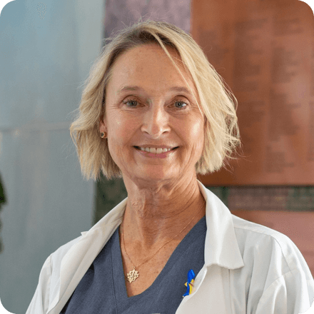 a photo of Leslie, a speech-language pathologist